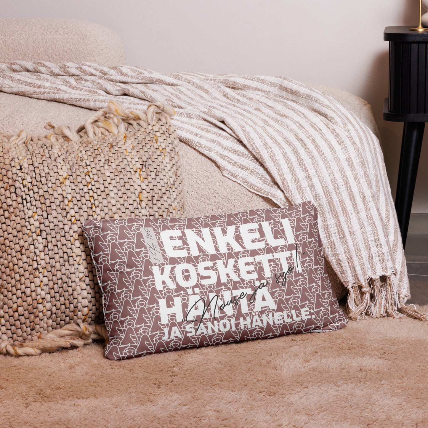 enkeli kosketti häntä sisustustyynyliina, kristillinen lifestyle